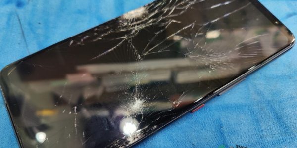 ROG　Phone　7　画面交換修理　大阪